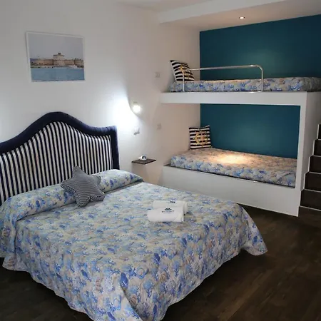 House Sottocoperta 3*