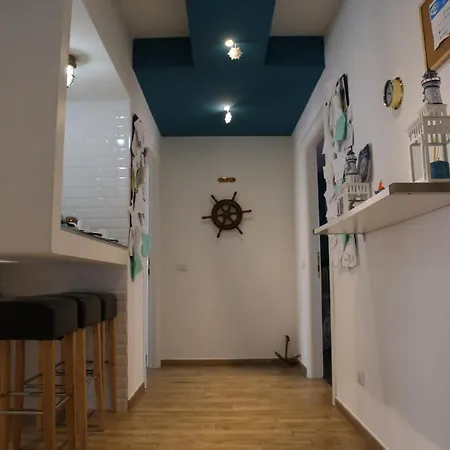 House Sottocoperta 3*