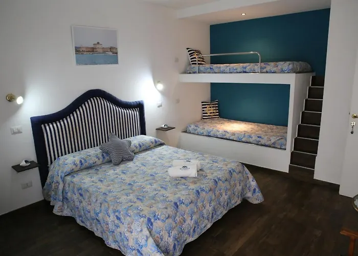 House Sottocoperta 3*